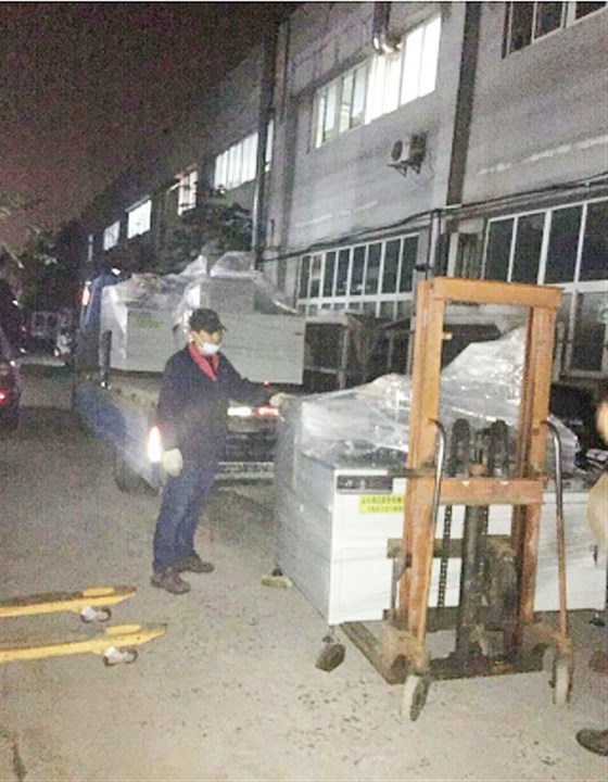 追加6臺鋁合金鋸切機，鄧氏投入快速生產(chǎn)！