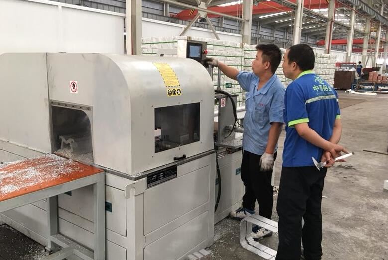 適用于電動(dòng)機(jī)外殼切割的DS-A800鋁合金切割機(jī)已服務(wù)于南平、中亞鋁業(yè)